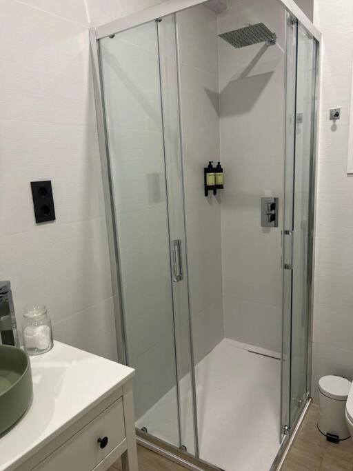 Апартаменти Piso Deluxe Con Balcon Cerca Del Casco Viejo Більбао Екстер'єр фото